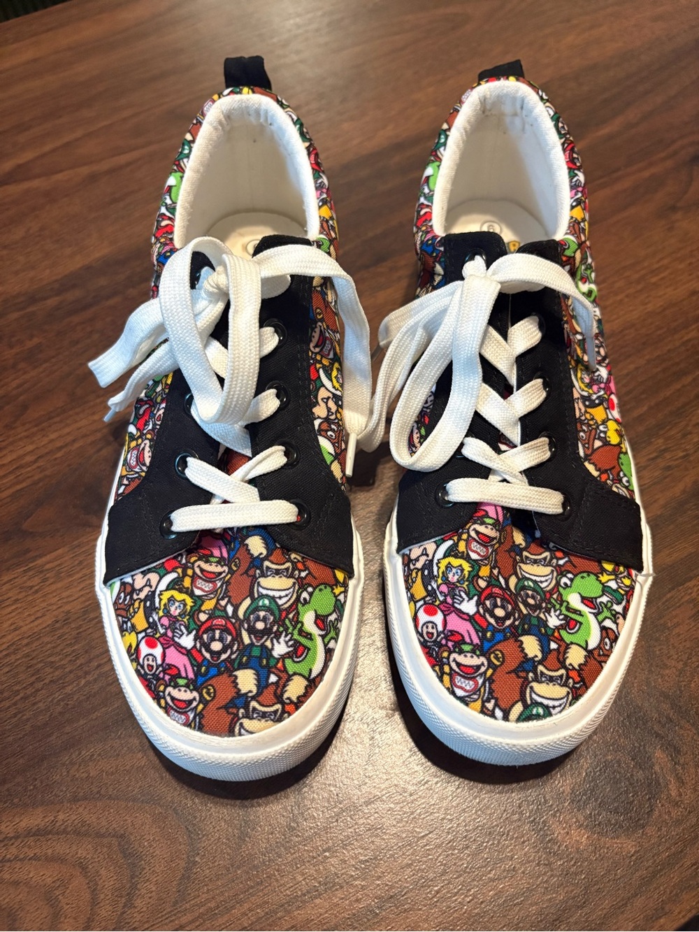 Official Nintendo Super Mario Sneakers Boys 6